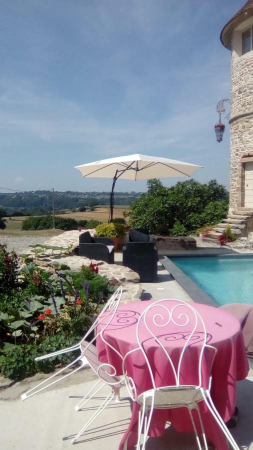 Serezin-de-la-Tour La Tour De Quinsonnas B&B 외부 사진